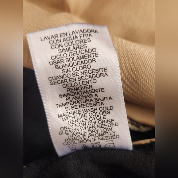 Catherine Malandrino for Design Nation Size: 2 Dress, Lace Sleeves. Unique - Picture 7 of 7